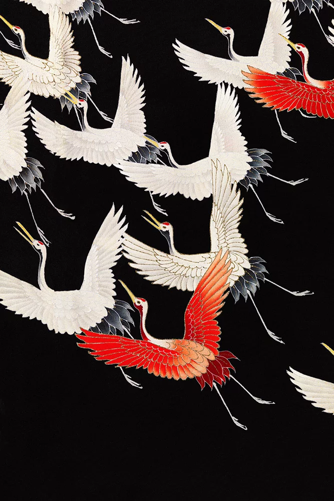 Artfilia A Myriad of Flying Cranes - Japanese Vintage Embroidered Fabric Variante 1 20x30 cm