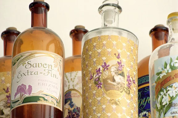 Artfilia Vintage French Perfume Bottles No. 2 Variante 1 13x18 cm