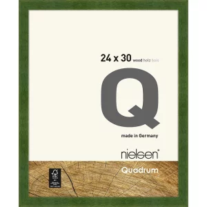 Holzrahmen Quadrum 24x30 cm | Grün | Normalglas (2 mm)