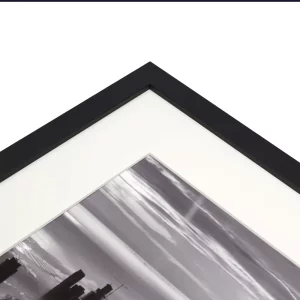 1,4 mm WhiteCore Standard-Passepartout mit individuellem Ausschnitt 60x90 cm | Super White