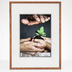 Holz-Bilderrahmen Nature 21x29,7 cm (A4) | nussbaum | Normalglas (2 mm)