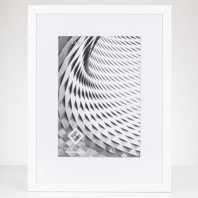 Houten lijst Batino 30x45 cm | wit | kunstglas (1 mm)