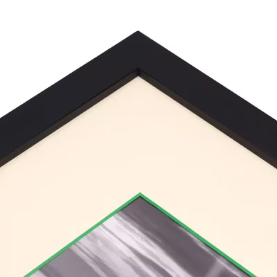 1,5 mm passe-partout – crème met gekleurde kern met uitsnede op maat 20x20 cm | Cream-Green