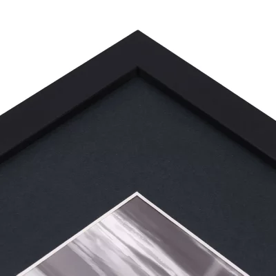 1,3 mm Passepartout mit individuellem Ausschnitt 70x100 cm | Indigo