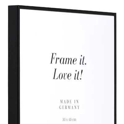 Alurahmen Quadro XL Maßanfertigung schwarz hochglanz | Kunstglas UV 99 entspiegelt (2 mm)