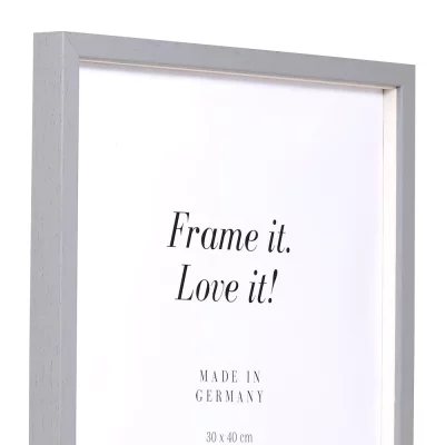 Houten kader Bordeaux met afstandshouder 24x30 cm | lichtgrijs | normaal glas (2 mm)