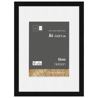 Rama drewniana Skava z passe-partout 21x29,7 cm (15x20 cm) | czarny | szkło standardowe (2 mm)