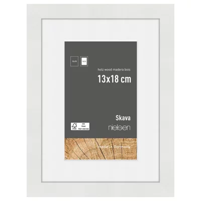 Houten kader Skava met passe-partout 13x18 cm (9x13 cm) | wit | normaal glas (2 mm)