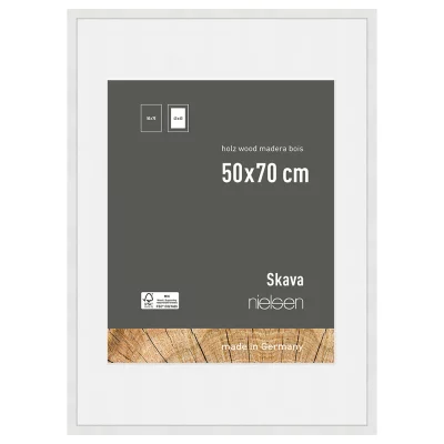 Rama drewniana Skava z passe-partout 50x70 cm (40x60 cm) | biały | szkło standardowe (2 mm)