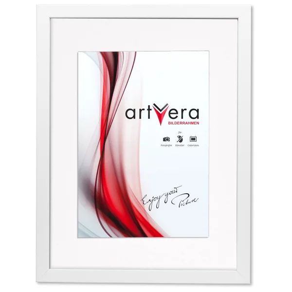 Cadre en bois massif Lund avec passe-partout 13x18 cm (9x13 cm) | blanc | verre standard (2 mm)