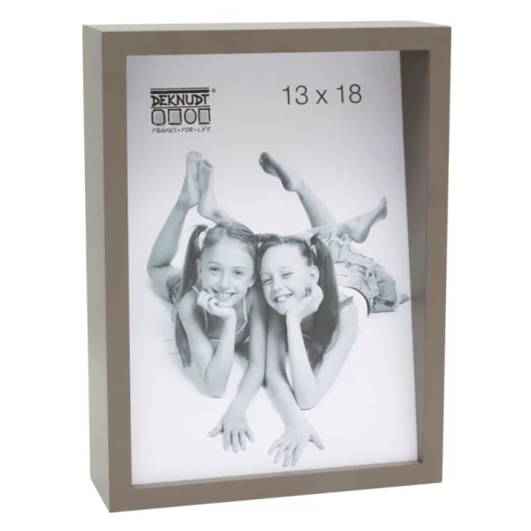Fotorahmen mit schräger Rückwand 13x18 cm | taupe | Normalglas (2 mm)