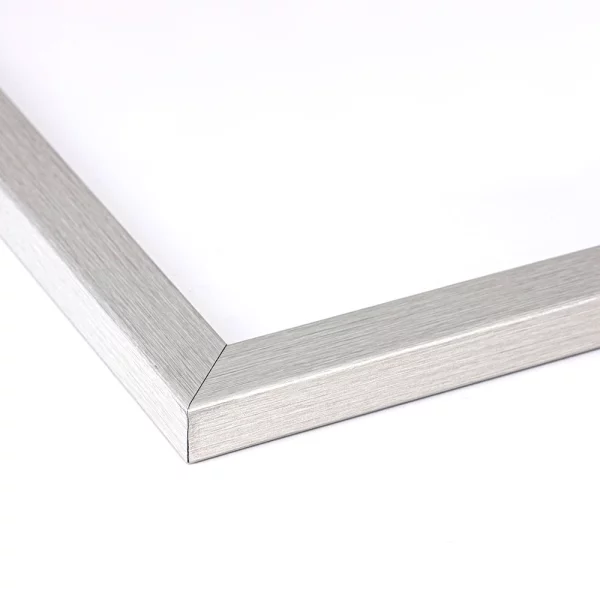 Cadre en bois Hekla (MDF) 24x30 cm | argent structuré | verre synthétique (1 mm)