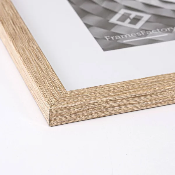 Cadre en bois Hekla (MDF) avec passe-partout 61x91,5 cm (50x70 cm) | naturel | verre synthétique (1 mm)