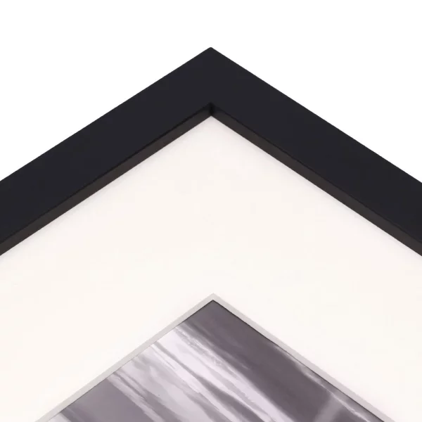 2,1 mm Passepartout mit individuellem Ausschnitt 20x30 cm | Bright White