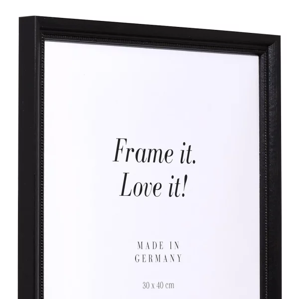Cadre en bois Marsac sur mesure noir | verre standard (2 mm)