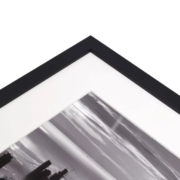 1,4 mm Passepartout in Standardformaten mit individuellem Ausschnitt 13x18 cm | White Linen