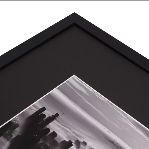 1,4 mm Passepartout Alphamat Artcare nach Maß Black
