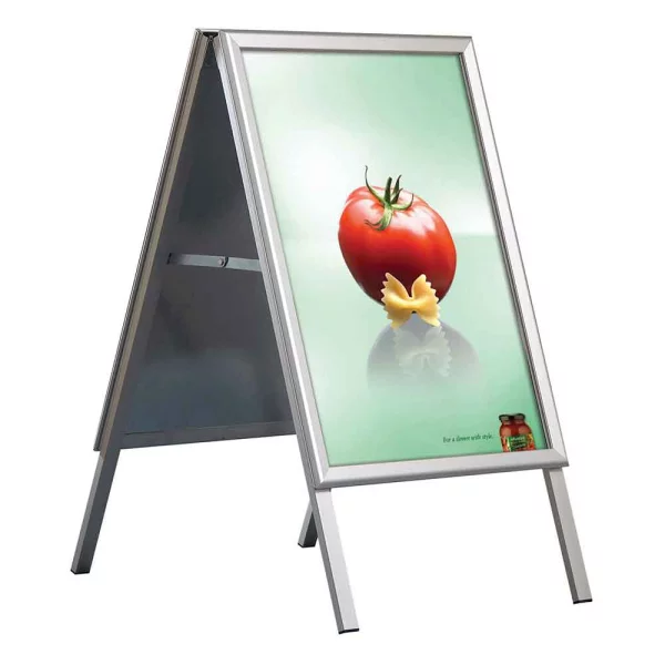 Kundenstopper Outdoor 32 mm Gehrung 42x59,4 cm (A2) | silber | Kunstglas mattiert (1 mm)