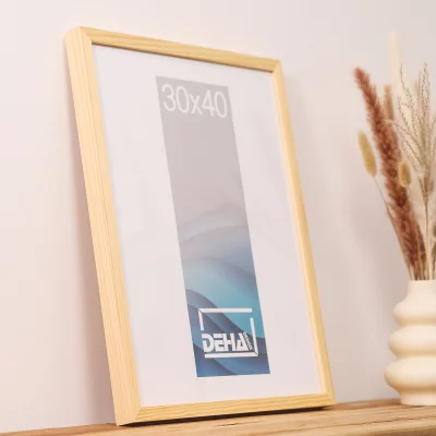 Rama drewniana Hamal - na wymiar drzewo sosnowe naturalne, laserowane | szkło standardowe (2 mm)