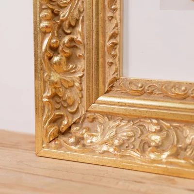 Cornice esclusiva in legno Hirste 59,4x84,1 cm (A1) | dorato | Vetro standard (2 mm)