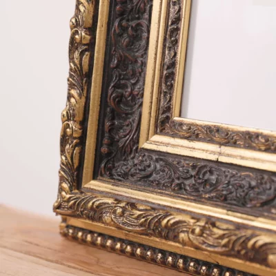 Exklusiv-Holzrahmen Empiro 60x60 cm | Gold auf Schwarz | Normalglas (2 mm)