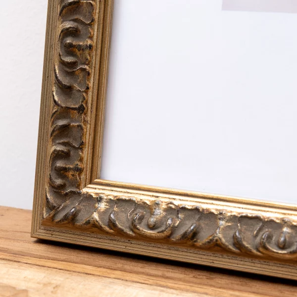 Cadre en bois exclusif Shab 50x50 cm | argent | verre standard (2 mm)