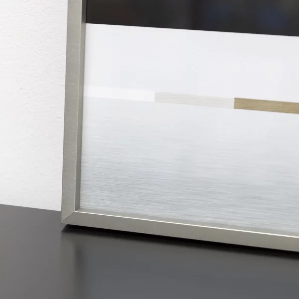 Alu Bilderrahmen Alpha 18x24 cm | Brushed Edelstahl | Museumsglas UV 70 entspiegelt