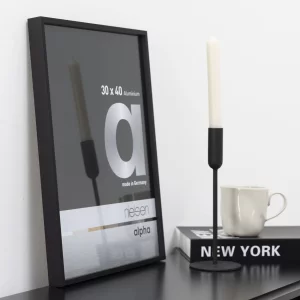 Alurahmen Alpha 84,1x118,9 cm (A0) | Schwarz matt eloxiert | Normalglas (2 mm)