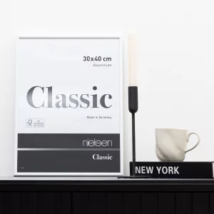 Alurahmen Classic 21x29,7 cm (A4) | Weiß glanz | Normalglas (2 mm)