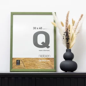 Holzrahmen Quadrum 42x59,4 cm (A2) | Grün | Normalglas (2 mm)