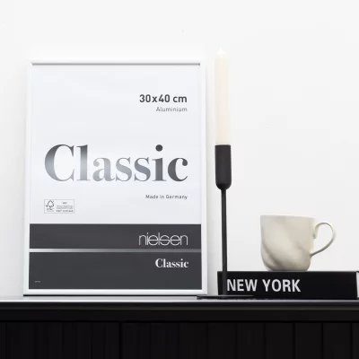 Hliníkový rám Classic 18x24 cm | bílá s leskem | normální sklo (2mm)