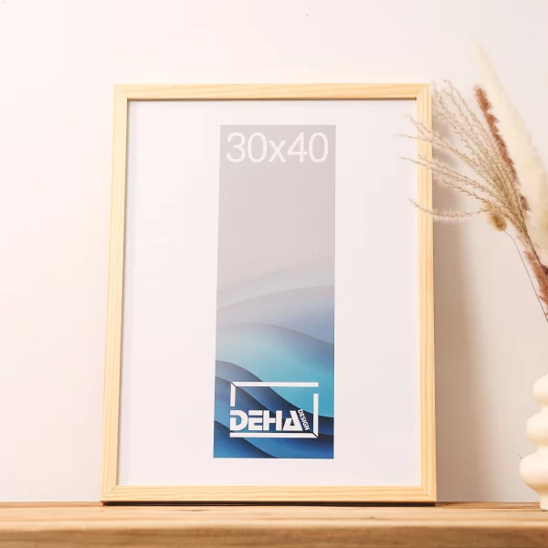 Cadre en bois Hamal 42x59,4 cm (A2) | pin naturel glacé | verre standard (2 mm)