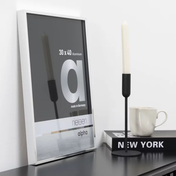 Alu Bilderrahmen Alpha 18x24 cm | Silber | Museumsglas UV 70 entspiegelt