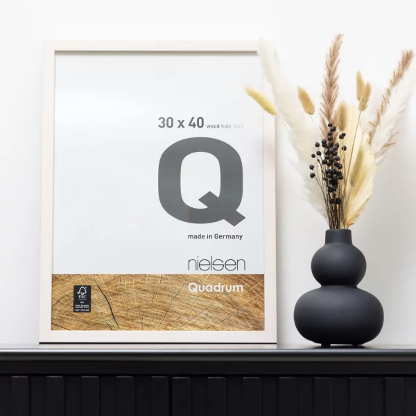 Holz-Bilderrahmen Quadrum 40x50 cm | Weiß | Normalglas (2 mm)