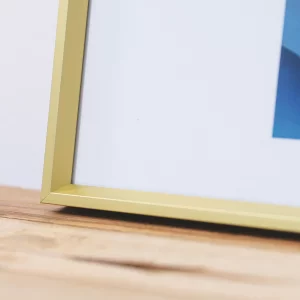 Alu-Bilderrahmen Mizar nach Maß Gold matt | Normalglas (2 mm)