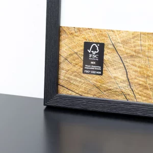 Holzrahmen Quadrum 60x80 cm | Rabenschwarz | Normalglas (2 mm)