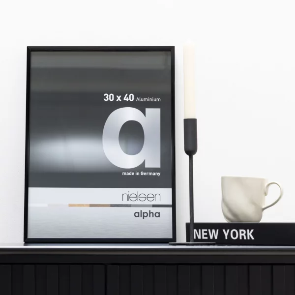 Alu-Bilderrahmen Alpha 10x15 cm | Schwarz matt eloxiert | Normalglas (2 mm)