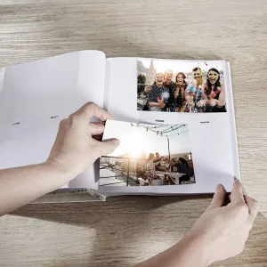 U kunt ook insteekalbums met fotovakken creatief ontwerpen