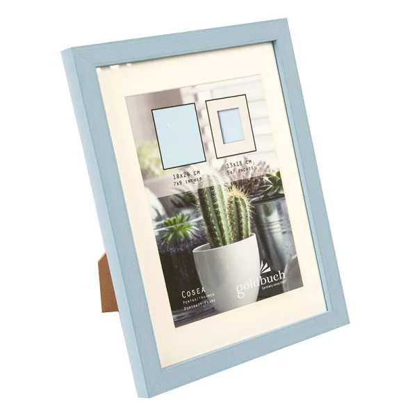 Kunststoff-Bilderrahmen Cosea mit Passepartout 18x24 cm (13x18 cm) | hellblau | Normalglas (2 mm)
