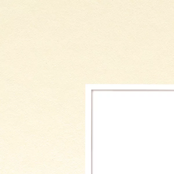 1,4 mm Passepartout in Standardformaten mit individuellem Ausschnitt 13x18 cm | Off White