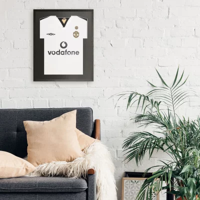 Shirt frame Economy zwart met passe-partout 52,5x62,5 cm | zwart-zwart | kunstglas (1 mm)