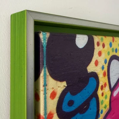Schattenfugenrahmen Schlieren 60x80 cm | Silber mit Apfelgruen | Leerrahmen (ohne Glas und Rückwand)