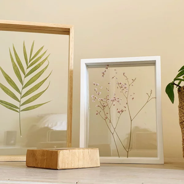 Cadre en bois entre deux verres pour un effet flottant 15x20 cm | blanc | verre standard (2 mm)