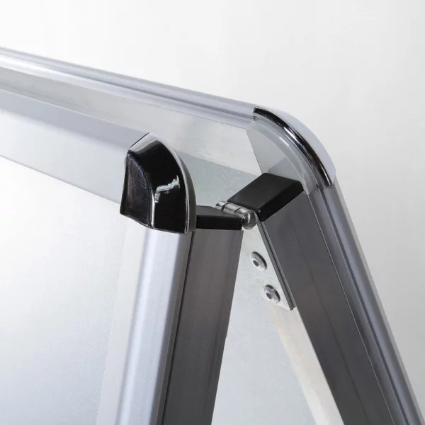 Kundenstopper Standard 32 mm 50x70 cm | Runde Ecken | Kunstglas mattiert (1 mm)