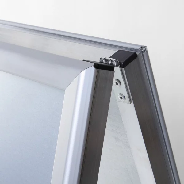 Kundenstopper Standard 32 mm 42x59 cm (A2) | Ecken auf Gehrung | Kunstglas mattiert (1 mm)