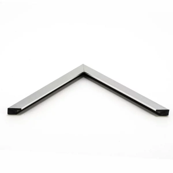 Cadre en plastique sur mesure Burnt Oak argent brossé | verre standard (2 mm)