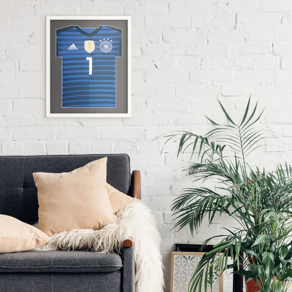 Cadre pour maillots Comfort White avec passe-partout 53,4x63,4 cm | blanc-gris foncé | verre synthétique (1 mm)