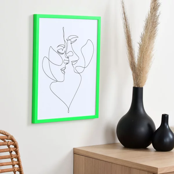 Cadre en bois Neon sur mesure vert néon | verre standard (2 mm)