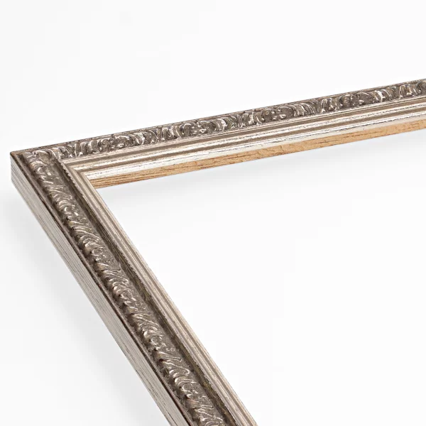 Holzrahmen Kreuzlingen nach Maß altsilber verziert | Normalglas (2 mm)