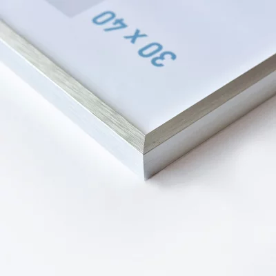 B1 brandwerende kader C2 21x29,7 cm (A4) | structuur zilver, mat | normaal glas (2 mm)